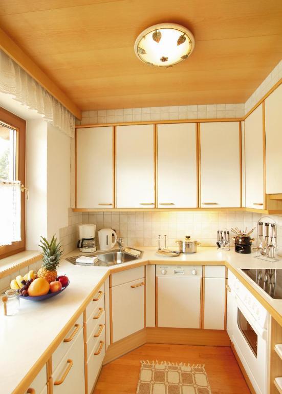 Landhaus Kostenzer Mit Sauna フューゲン 部屋 写真